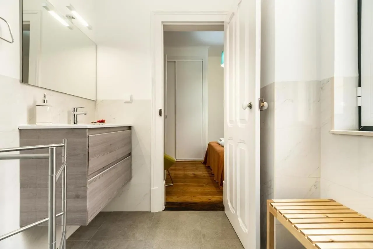 Groovy M2 R3 - Amazing Double Room With En-Suite Bathroom Lisboa Maison d'hôtes